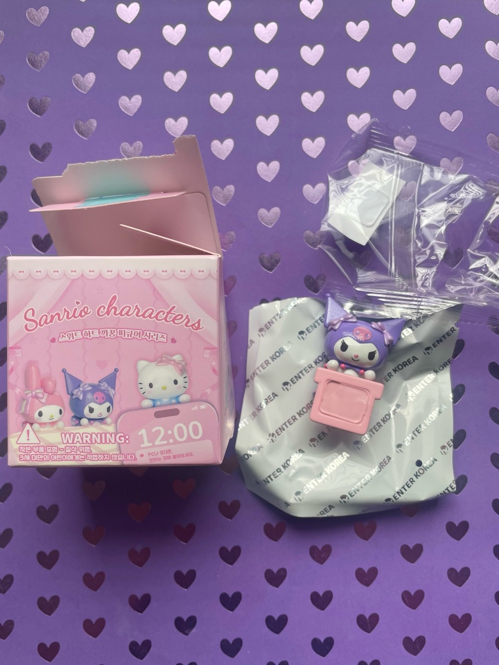 Sanrio Kuromi phone hipper